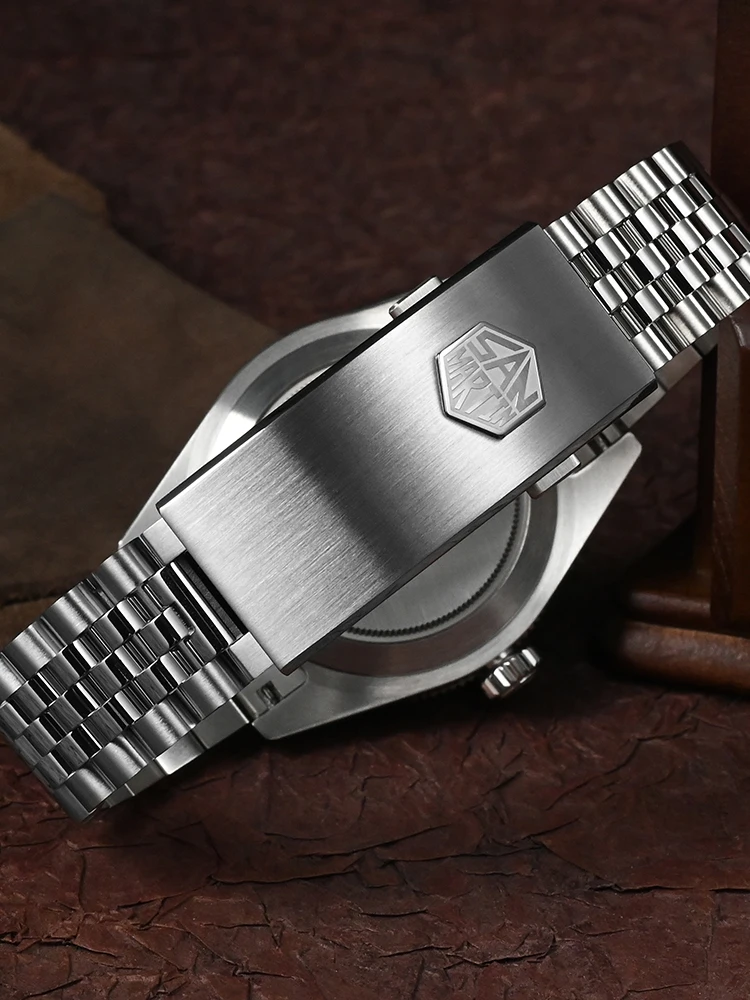 San Martin 40mm 3D Waffle Dial Dive Watch NH35 Automatic 200M Waterproof Sapphire Crystal