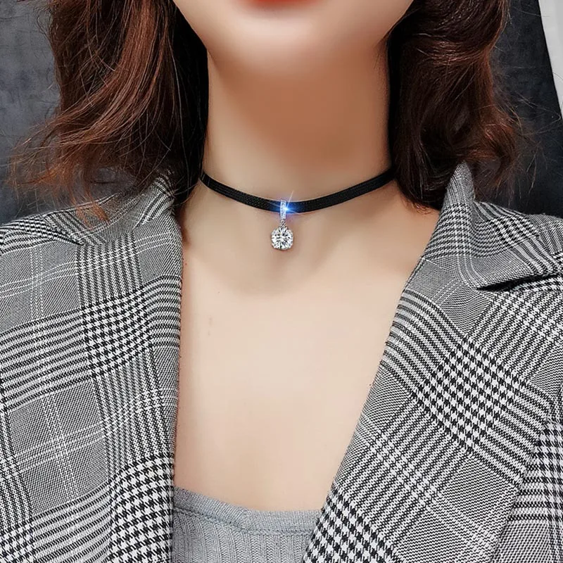 Glitter Zircon Geometric Pendant Choker