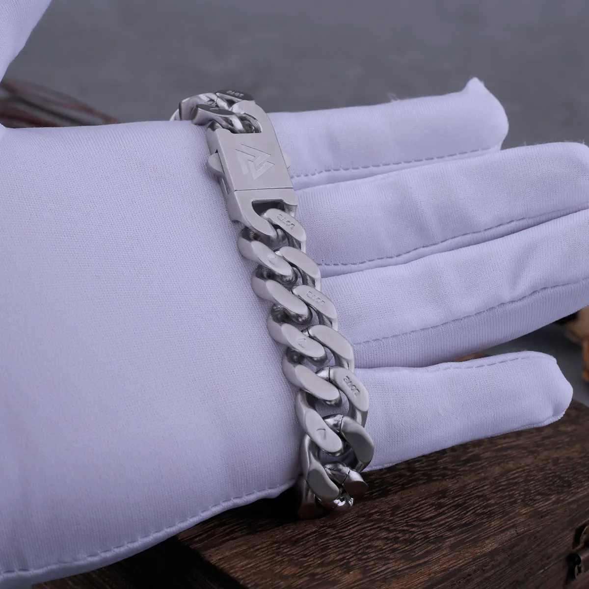 Stainless Steel Cuban Link Bracelet - Chunky Hip Hop Chain