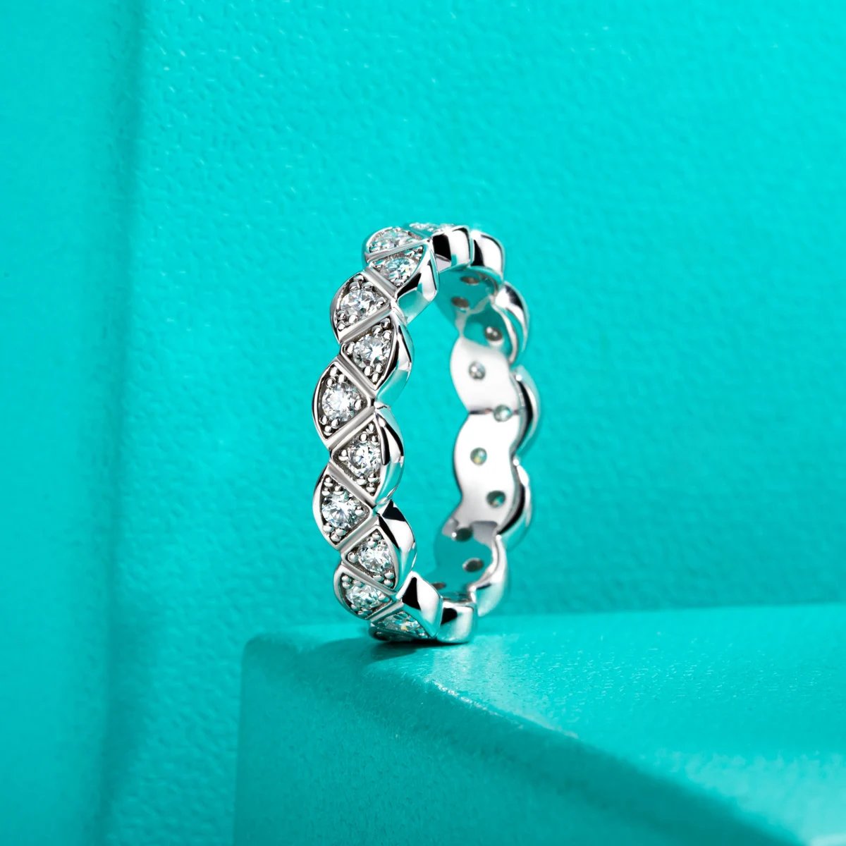Moissanite Leaf Eternity Wedding Band 18K White Gold Plated
