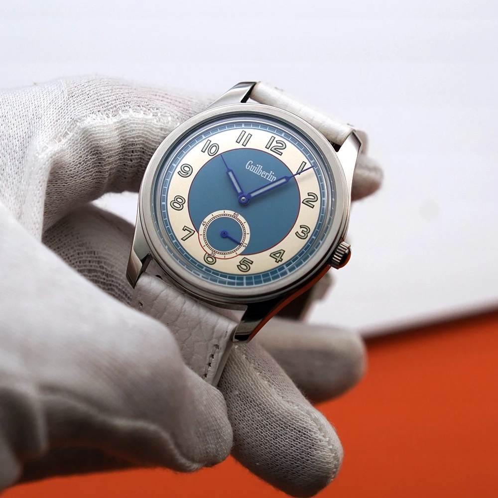 Vintage Mechanical Hand Wind Watch for Men