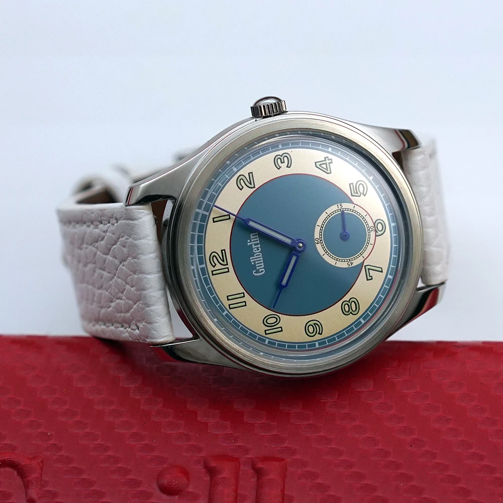 Vintage Mechanical Hand Wind Watch for Men
