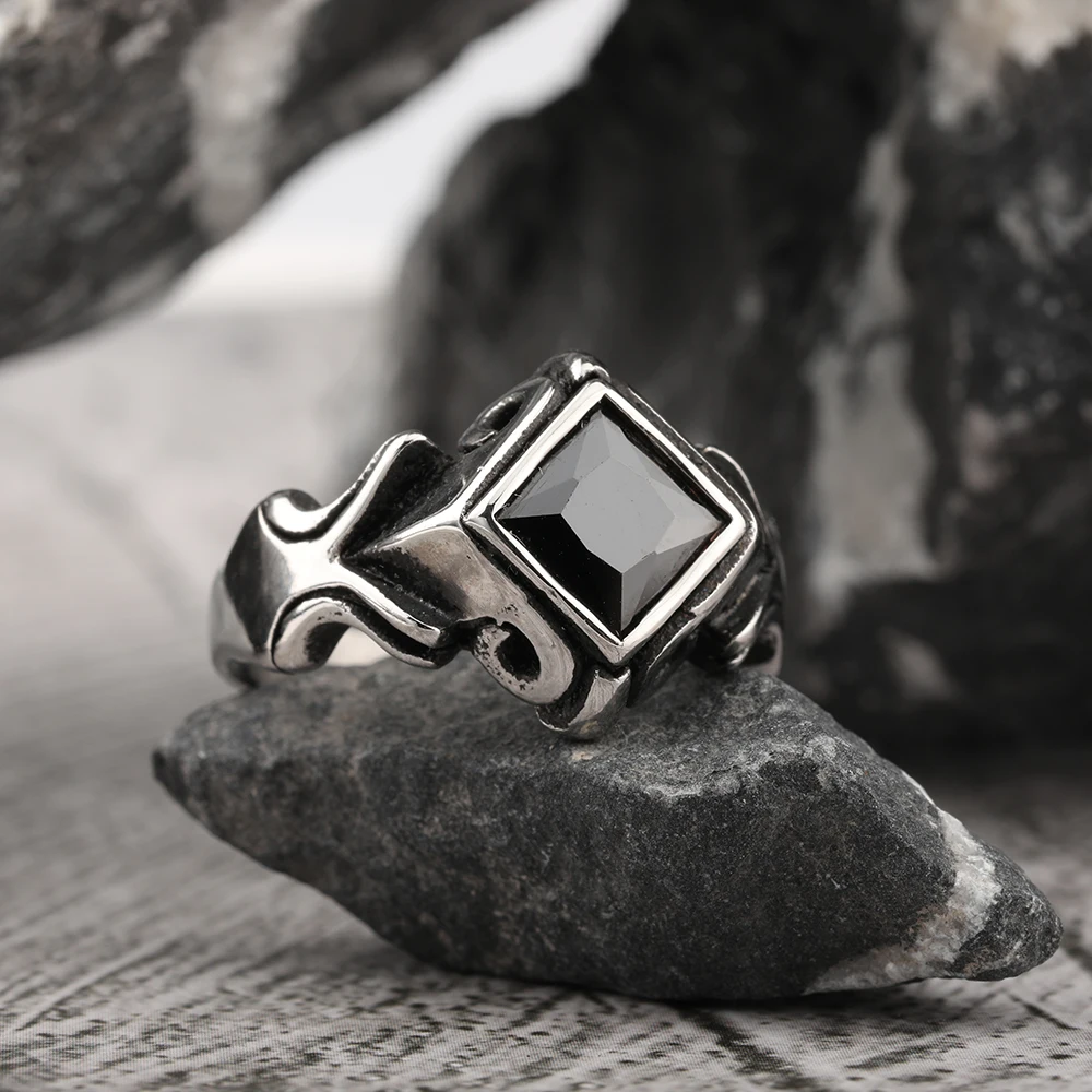 Retro Handmade Vintage Inlaid Zircon Ring