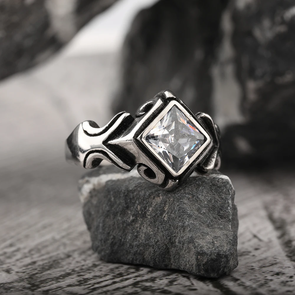 Retro Handmade Vintage Inlaid Zircon Ring