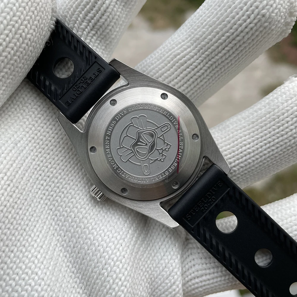 STEELDIVE 1934 Retro Water Ghost Watch