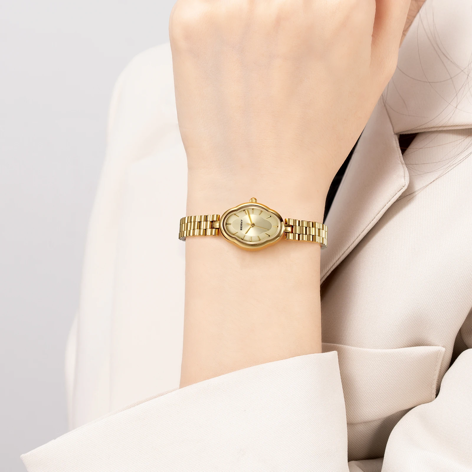 BERNY 2946L Ladies Mini Gold Watch
