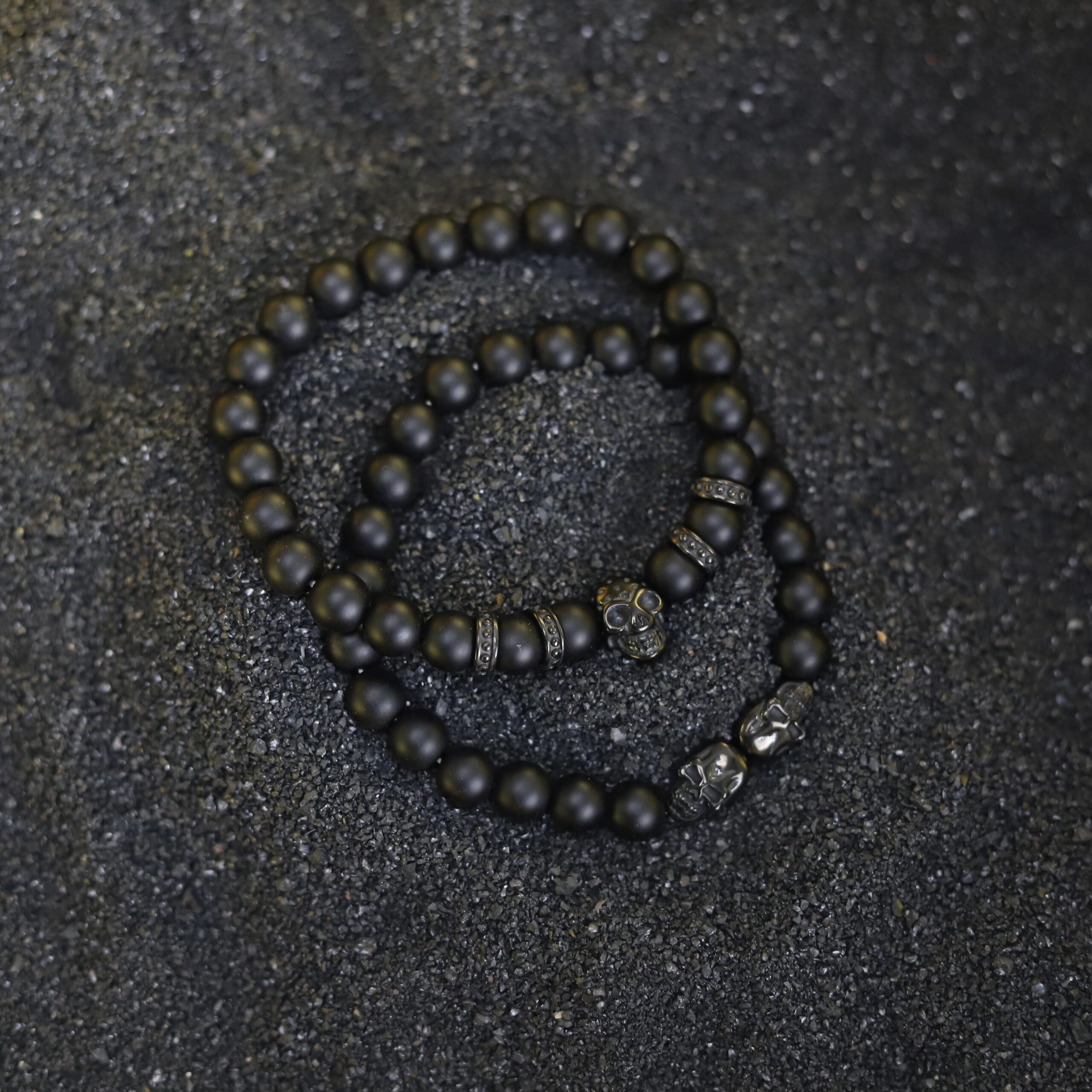 Stylish Matte Onyx Beaded Skull Bracelet