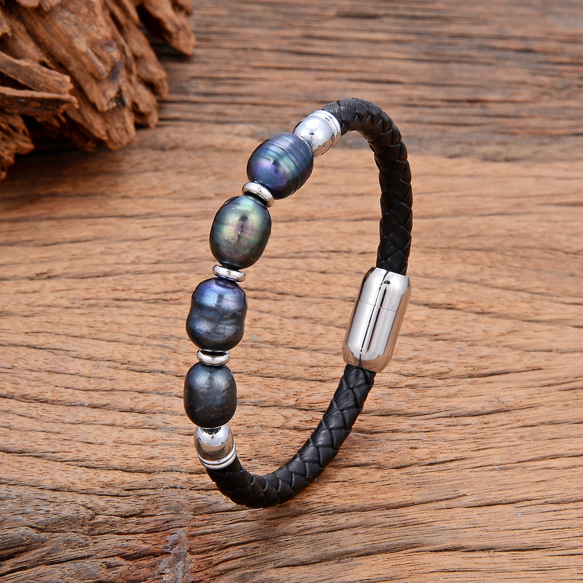 Elegant Freshwater Pearl Bracelet