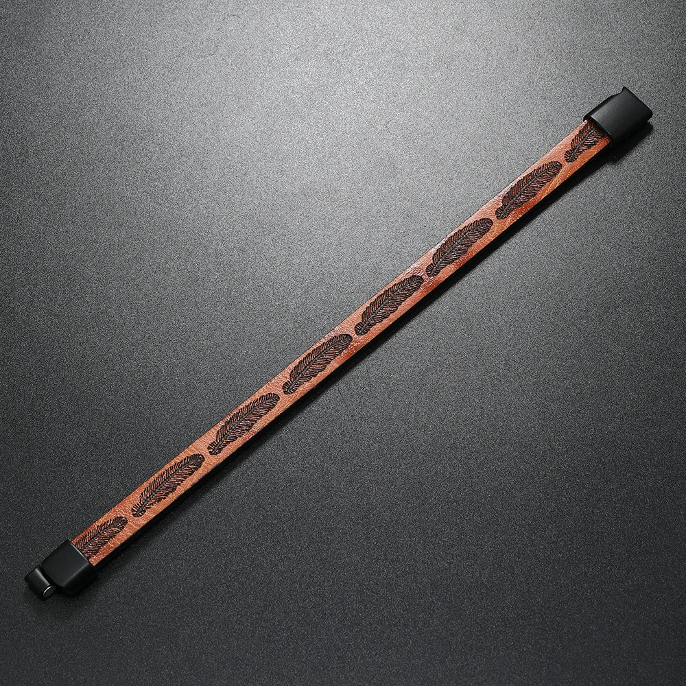 Men's Feather-Patterned Leather Bracelet