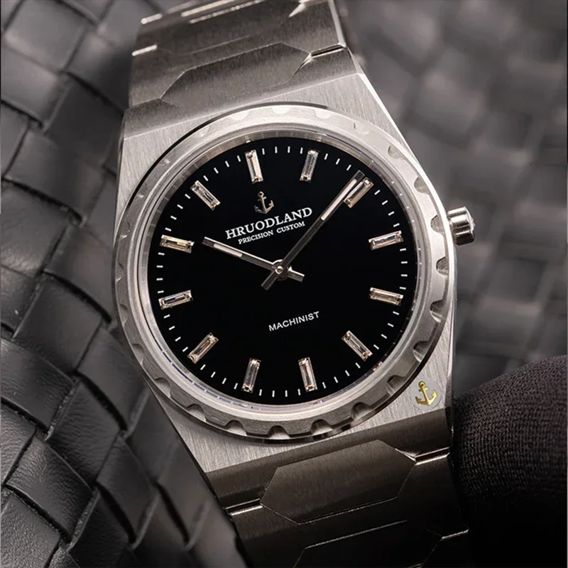 Hruodland Precision Custom Quartz Watch