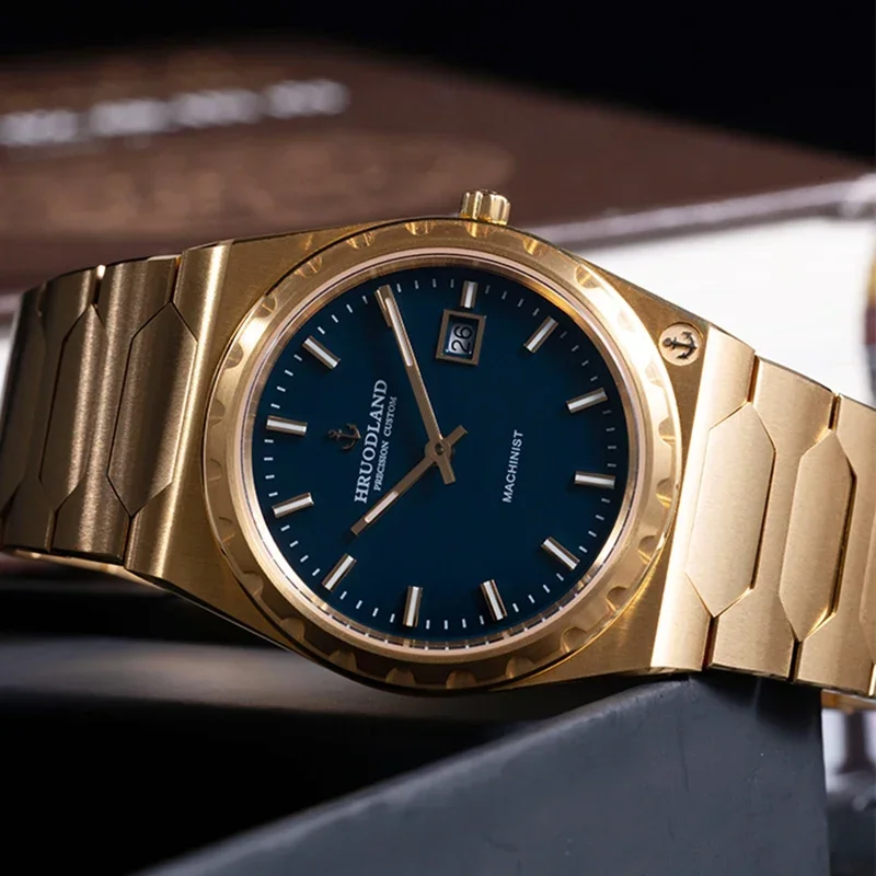 Hruodland Precision Custom Quartz Watch