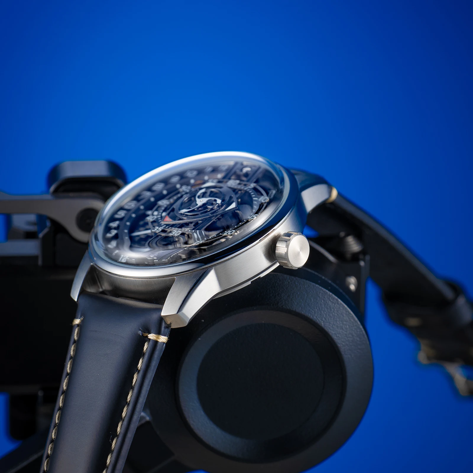 OBLVLO Men's Carbon Rotor Dial Watch