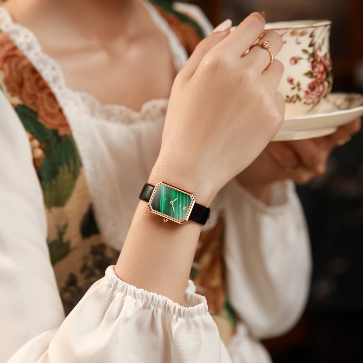 OBLVLO Women’s Malachite Quartz Watch
