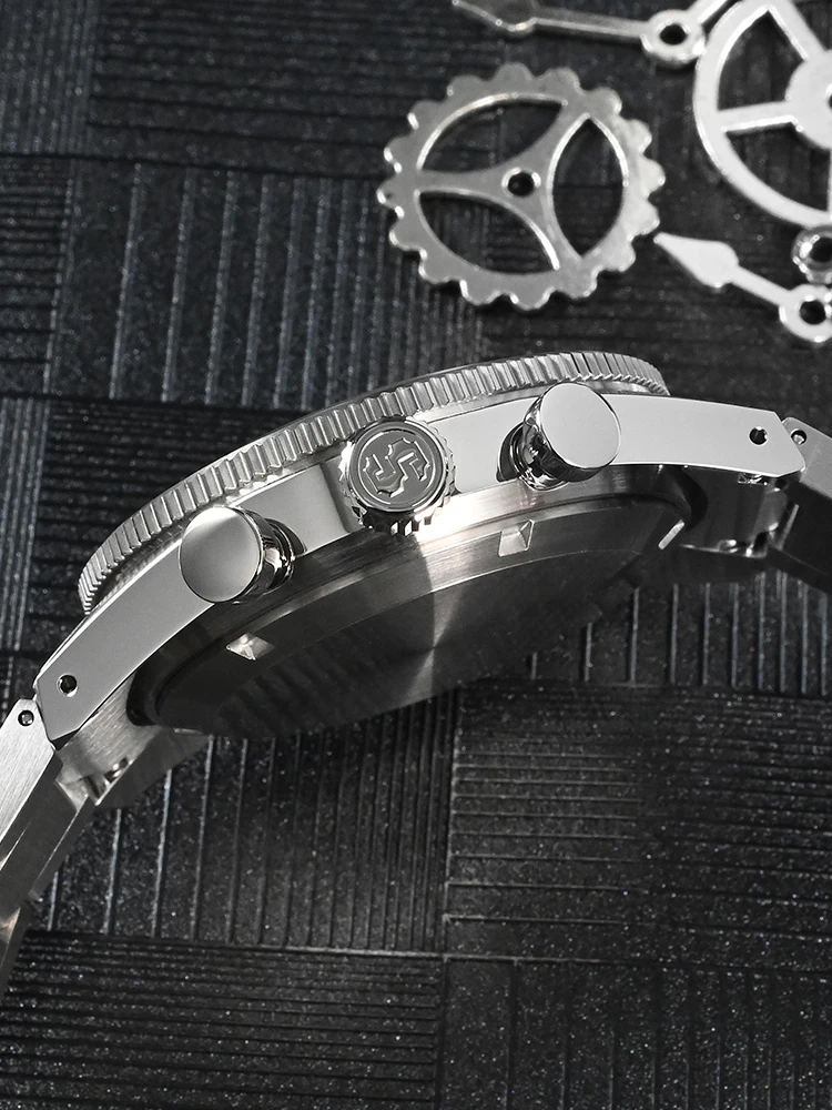San Martin SN0007JS 62Mas Chronograph Watch