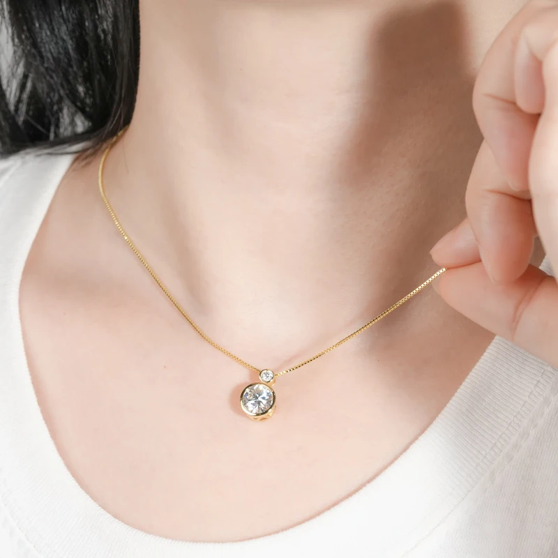 Luna Drop Moissanite Pendant Necklace