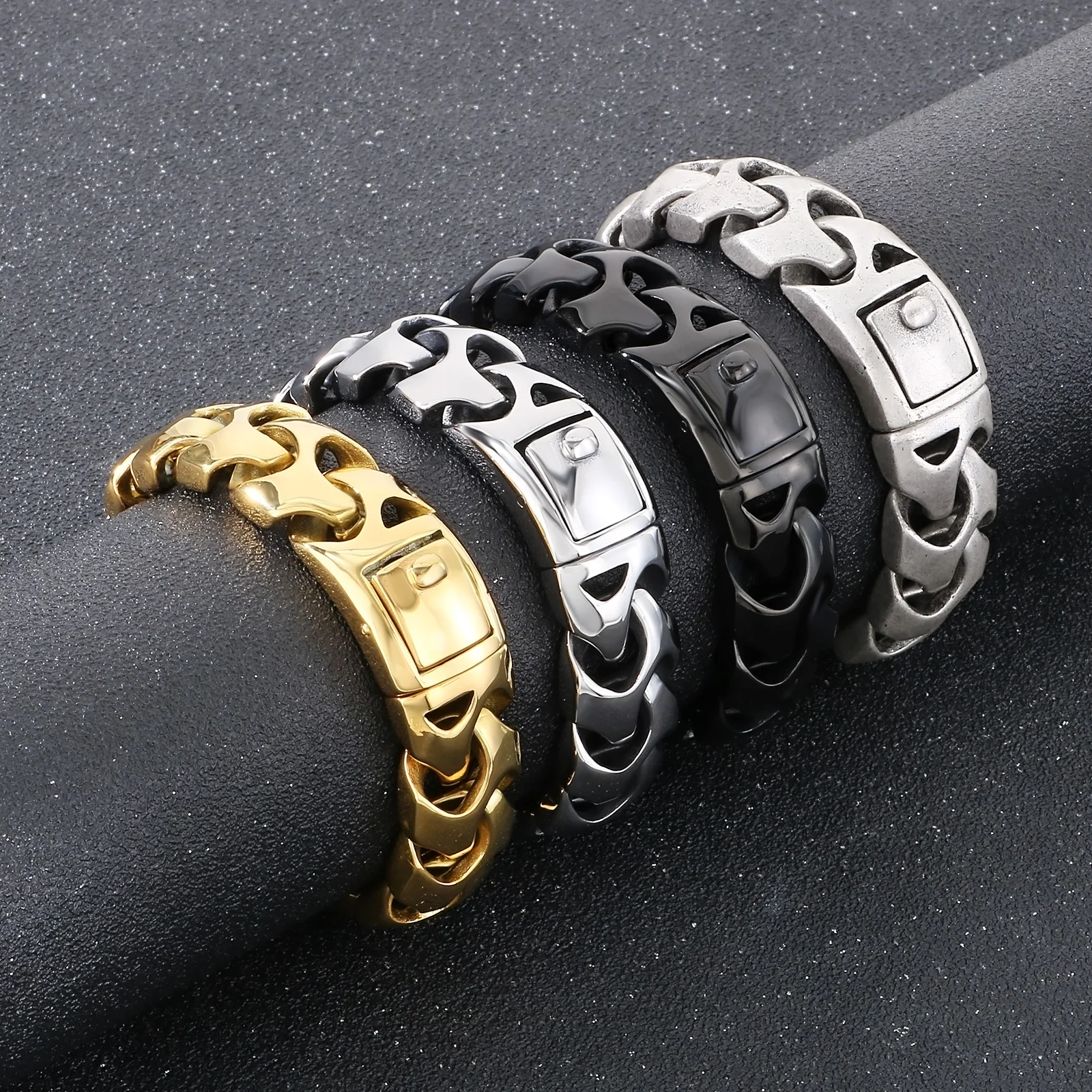 TitanLink™ Men’s 18mm Heavy Chain Bracelet