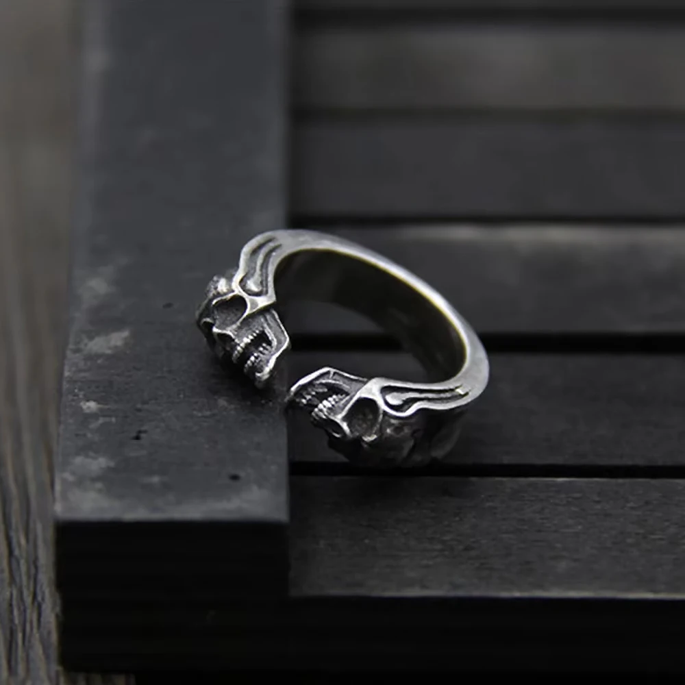 Skull Whisperer™ Double Skull Gothic Ring