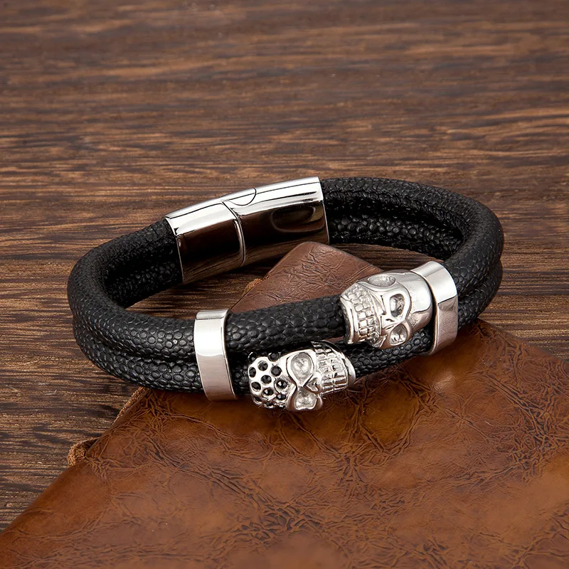 DeadRider™ – Double Skull Leather Bracelet