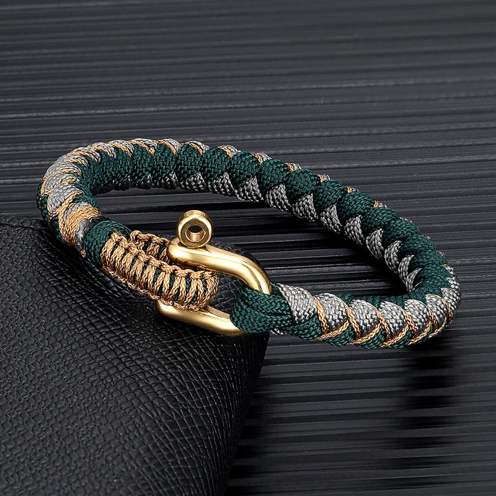 Knotline™ – Paracord Survival Bracelet