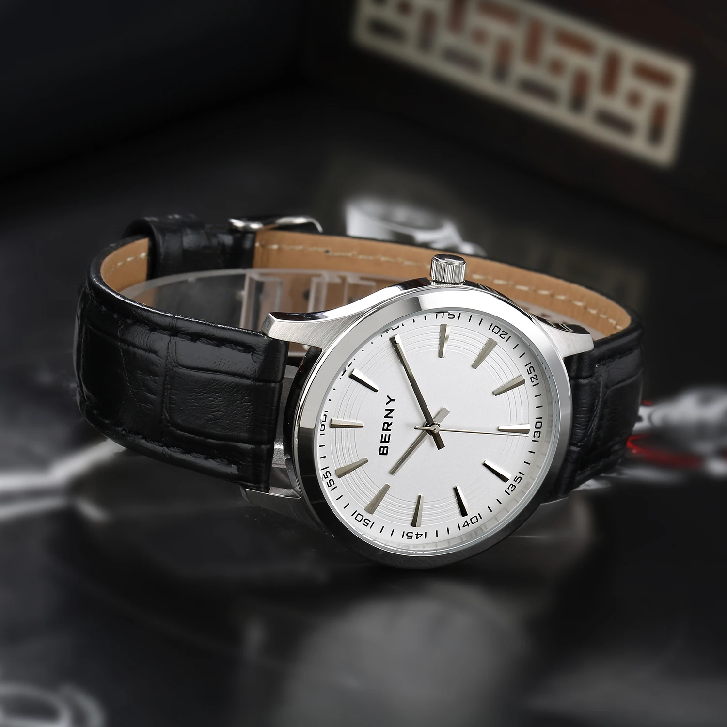 BERNY Men's Business Quartz Watch