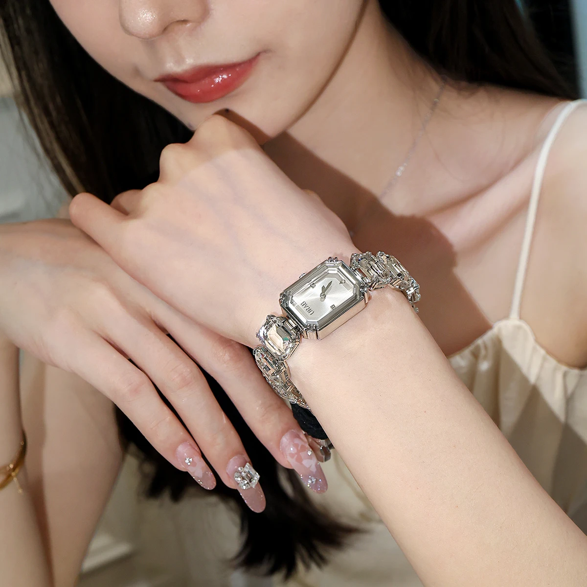 URAB Square Sugar Women’s Watch – Rhinestone Crystal Bracelet, Quartz Movement