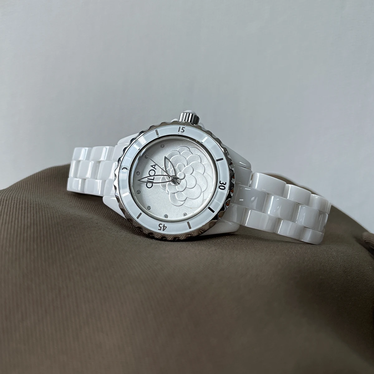 White Ceramic Camellia Watch – Elegant & Waterproof 2025
