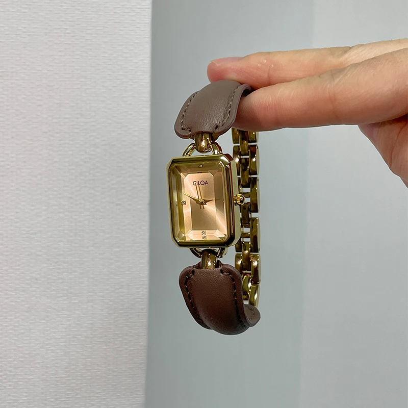 Retro Ladies Bracelet Watch 2025 – Elegant & Waterproof