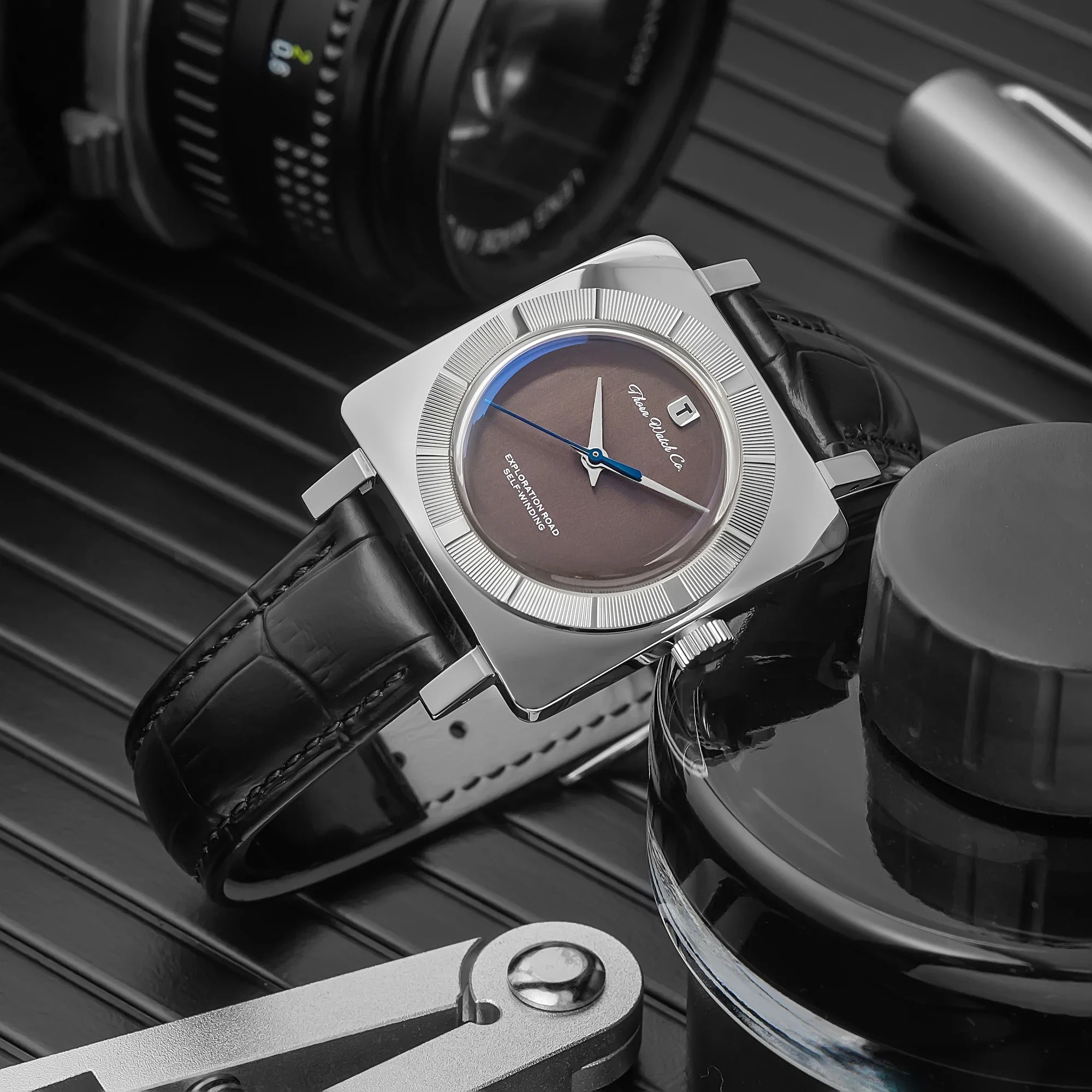 Thorn T016 Retro Watch – PT5000 Movement, 316L Stainless Steel, Domed Sapphire Crystal Watches For Men Color : Black 