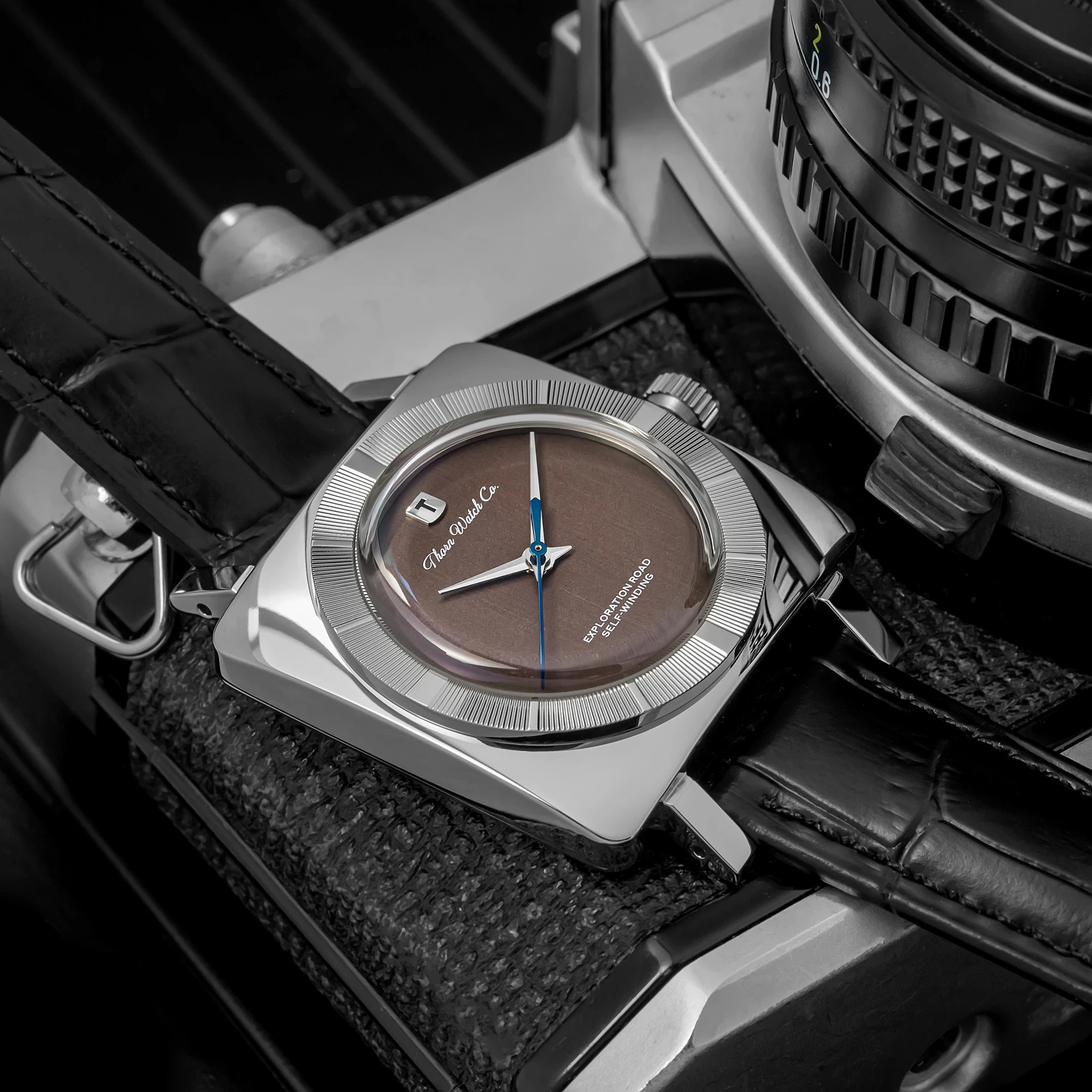 Thorn T016 Retro Watch – PT5000 Movement, 316L Stainless Steel, Domed Sapphire Crystal Watches For Men Color : Black 