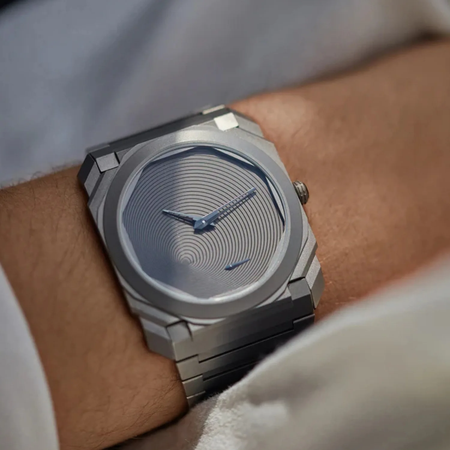 Men’s Minimalist Spiral Dial Stainless Steel Quartz Watch – 2025 Edition Watches For Men Color : Advanced Grey 