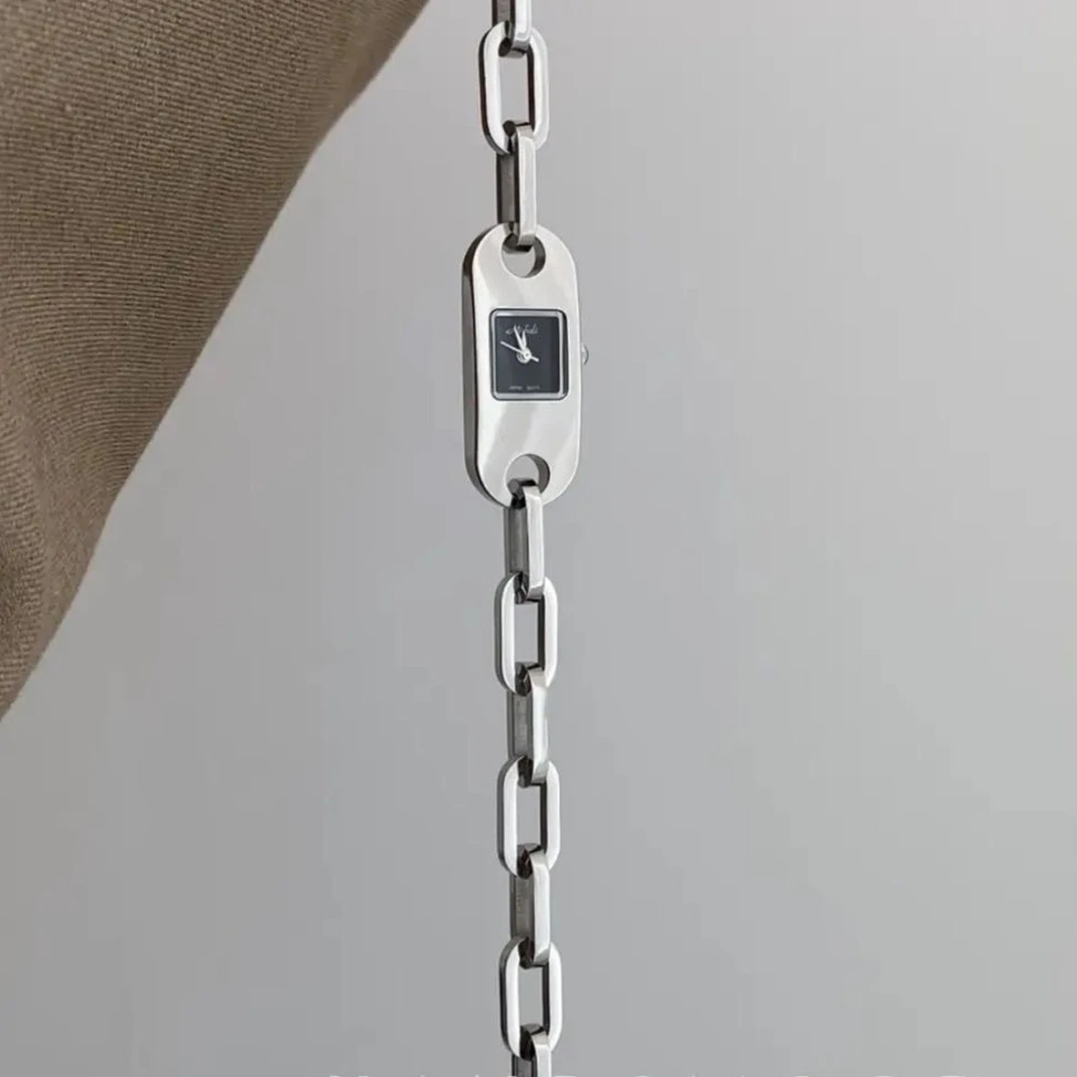 Stylish Bracelet Quartz Watch for Women – Gold & Silver Options Women's Watches Color : 06|07|04|05|02|03|01|12|10|11|08|09 
