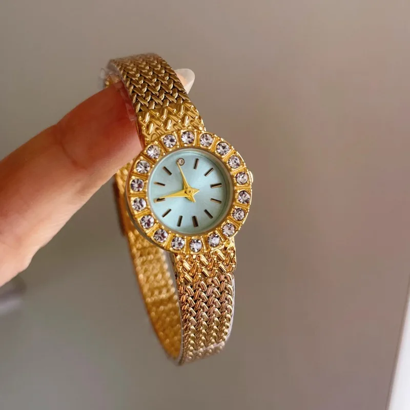 Elegant Vintage Women’s Watch with Rhinestones & Mesh Strap Women's Watches Color : gold|silver 