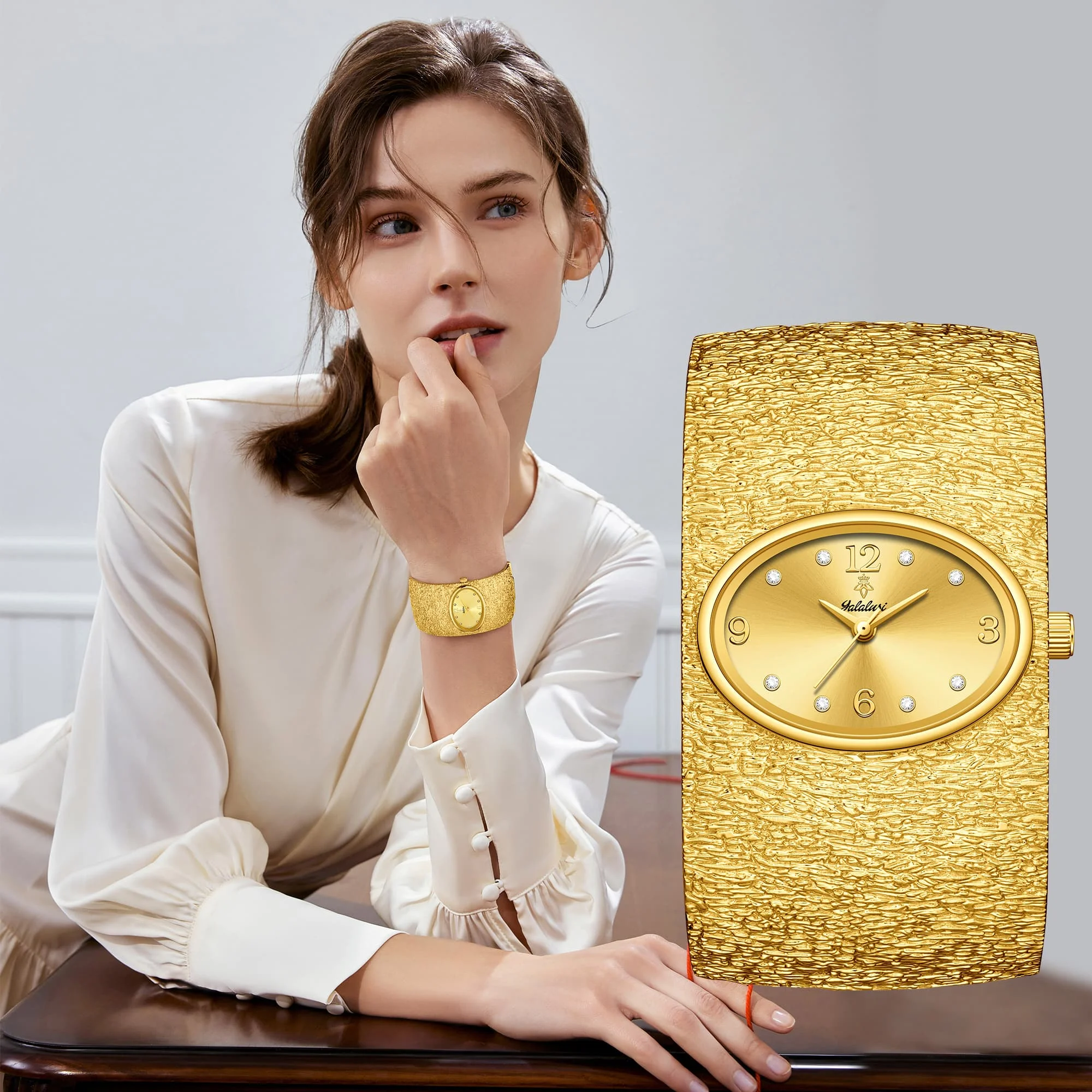 YaLaLuSi Luxury Women's Bracelet Quartz Watch Luxury Vintage Style Gold Women's Watch For Party Ladies Gift