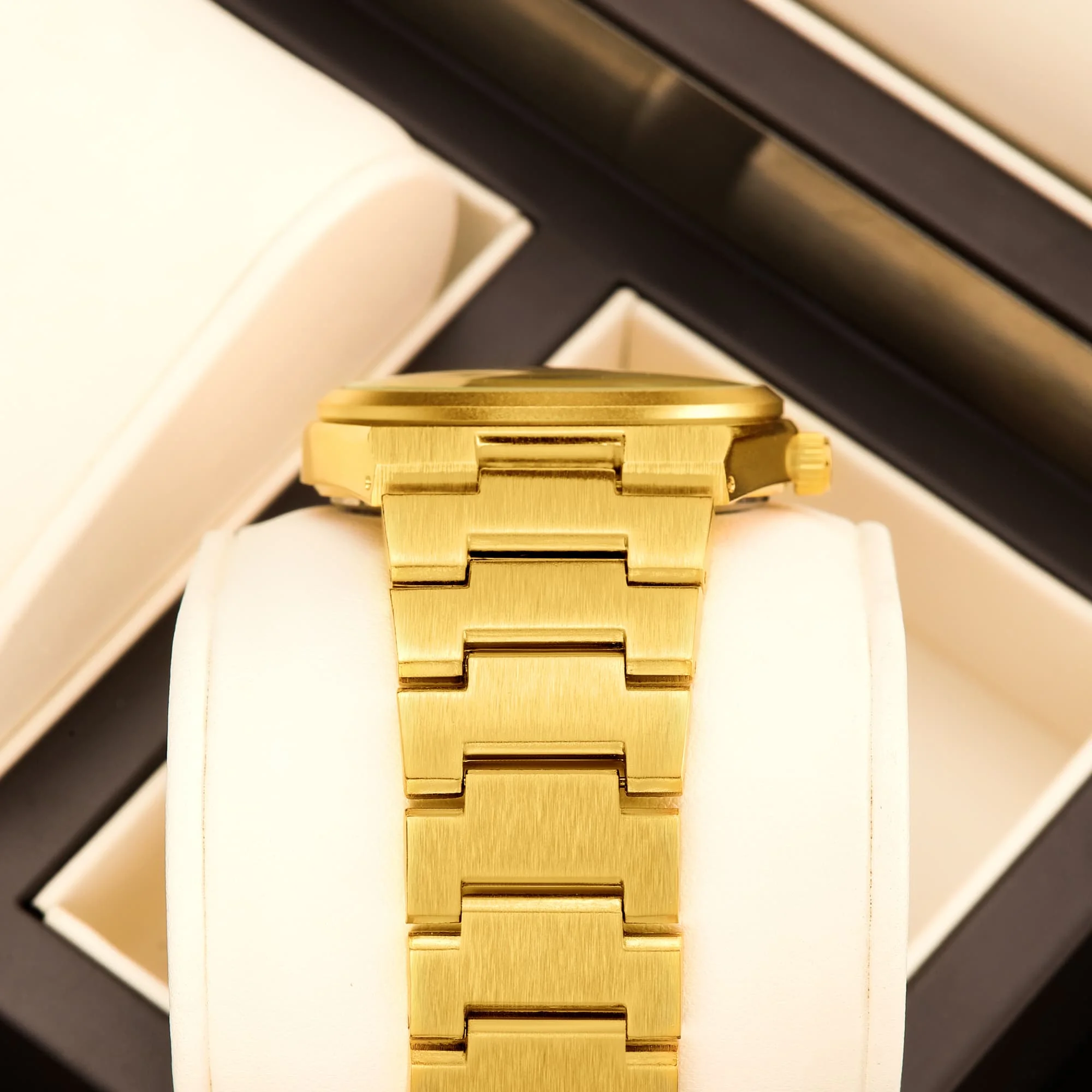 YaLaLuSi brand fashionable hot men's quartz watch simple retro models calendar display luminous pointer gift box men's gifts