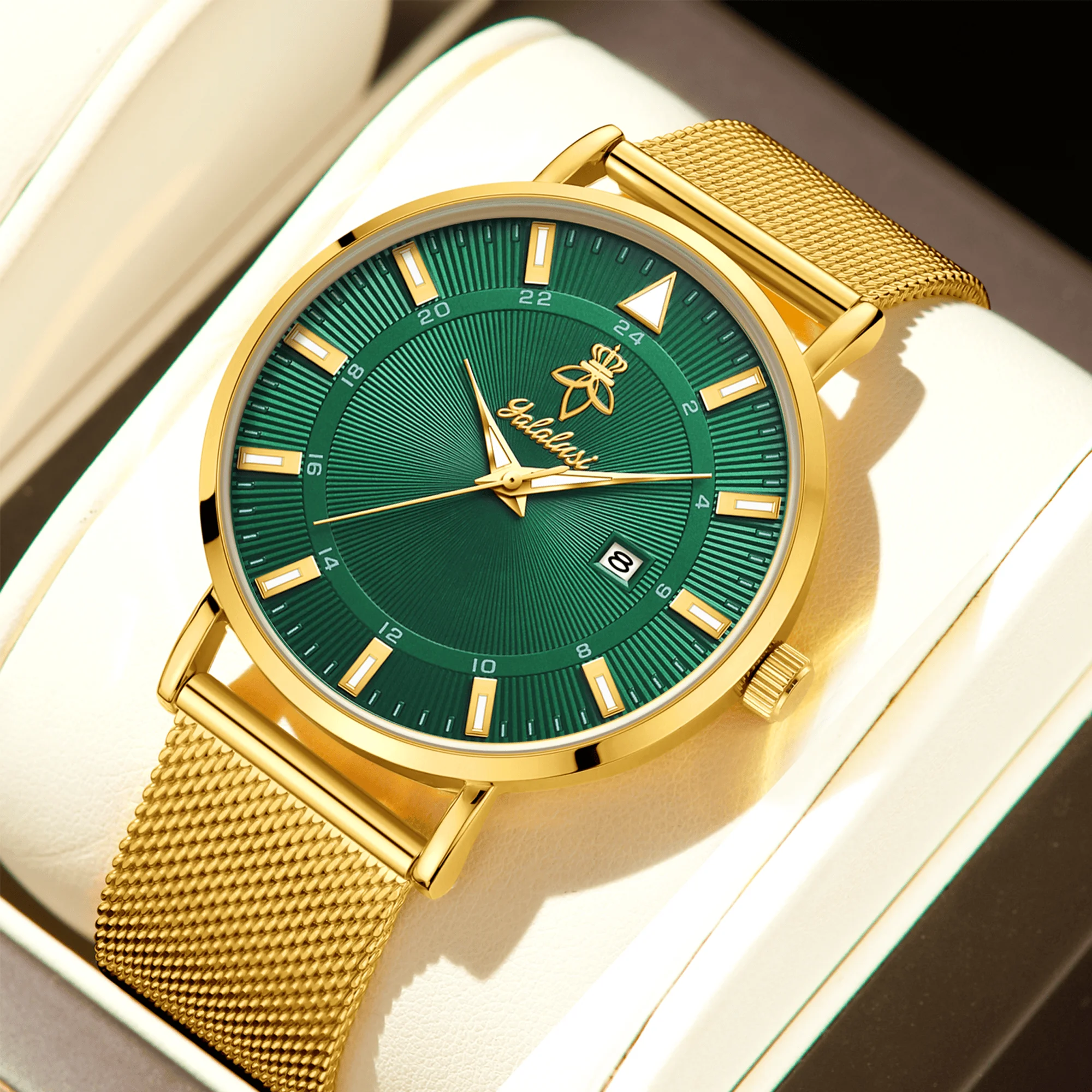 Men’s green dial quartz watch with gold mesh strap and date window