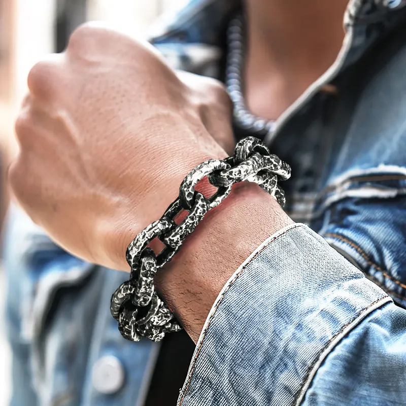 Scars of the North	Valhalla Chain bracelet for men Nordic Runes stainless steel  fashion Jewelry