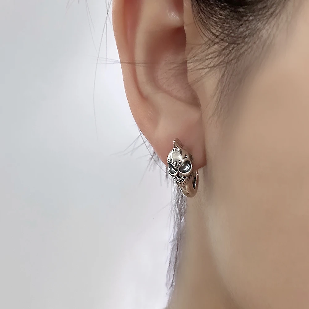 925 Sterling Silver Gothic Skull Hook Stud Earrings for Men Women Vintage Retro Hip Hop Street Party Jewelry Accessories