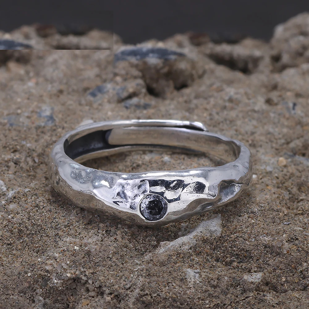 Unisex hammered sterling silver band ring with black zircon stone