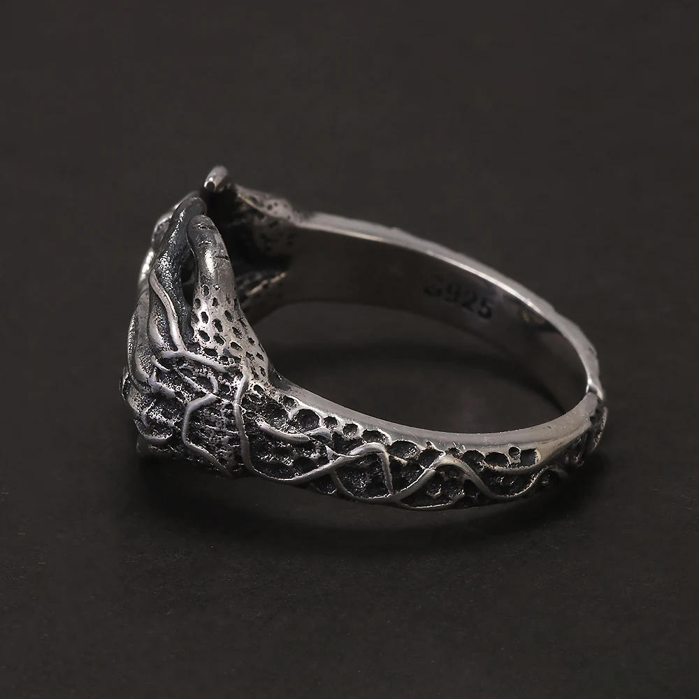 925 Sterling Silver Gothic Skeleton Hand Ring for Men Women Skull Ghoul Hand Bone Vintage Punk Rock Hip Hop Party Jewelry