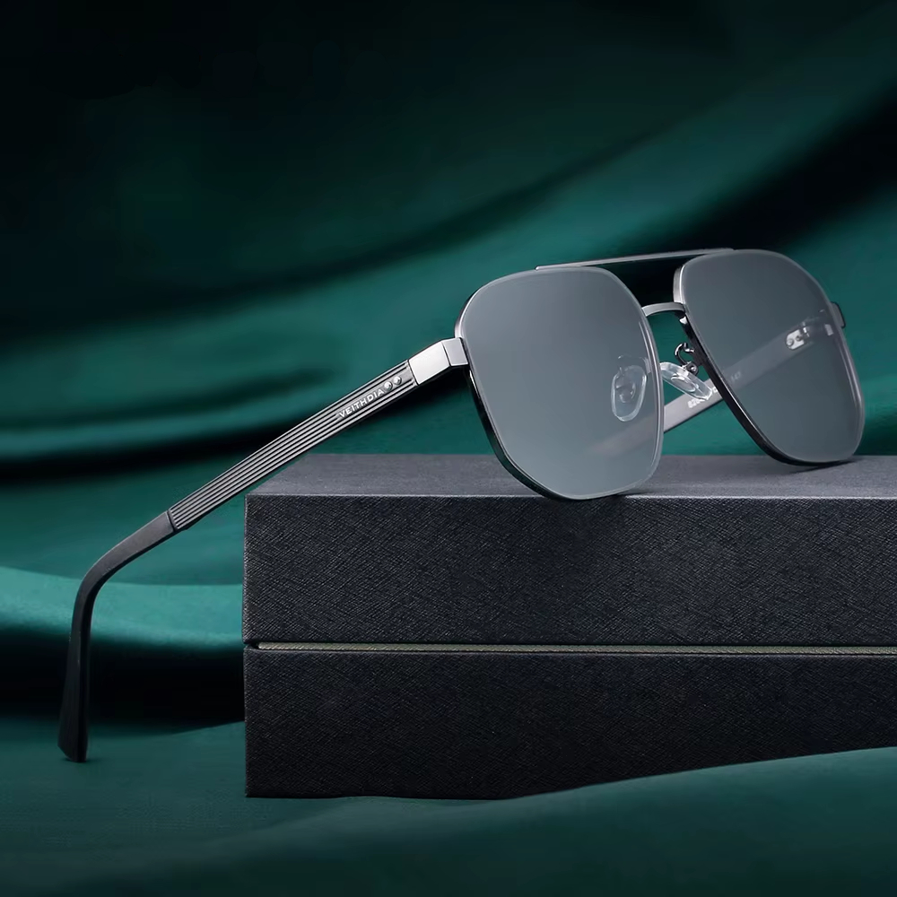 Vintage polarized sunglasses with UV400 HD nylon lens and unisex metal frame