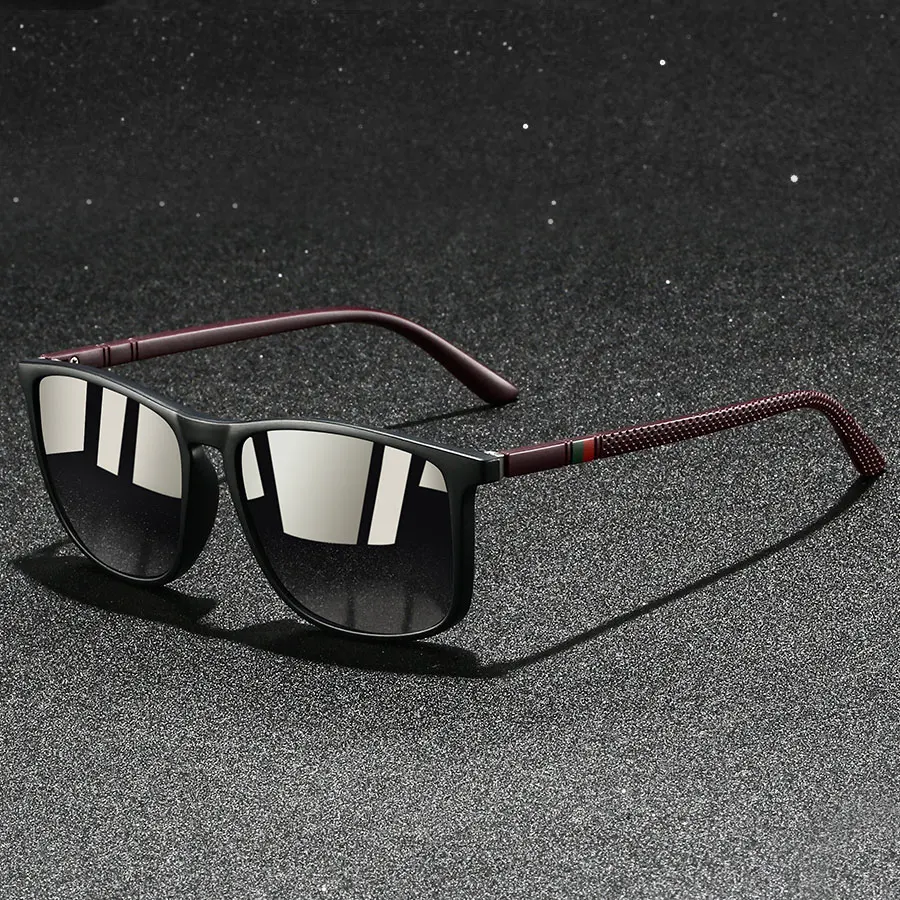 “Unisex vintage UV400 square sunglasses with blue mirror lenses, lightweight 16g polycarbonate frame.