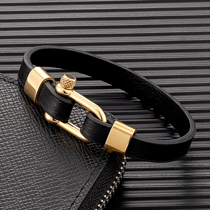 Minimalist stainless steel shackle Leather bracelet – unisex style