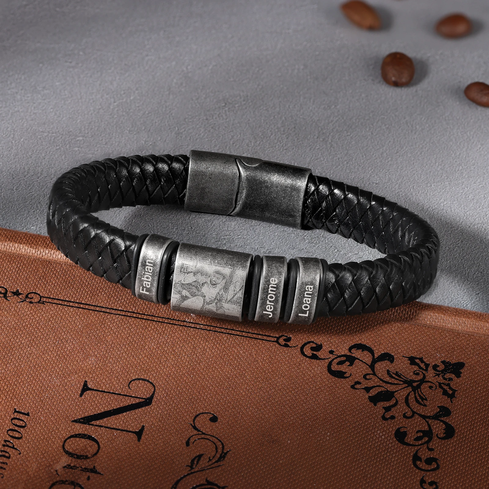 Vintage Personalized Mens Leather Bracelet with 2-5 Names Custom Photo Bracelets for Men Dad Fathes Day Gift for Grandpa