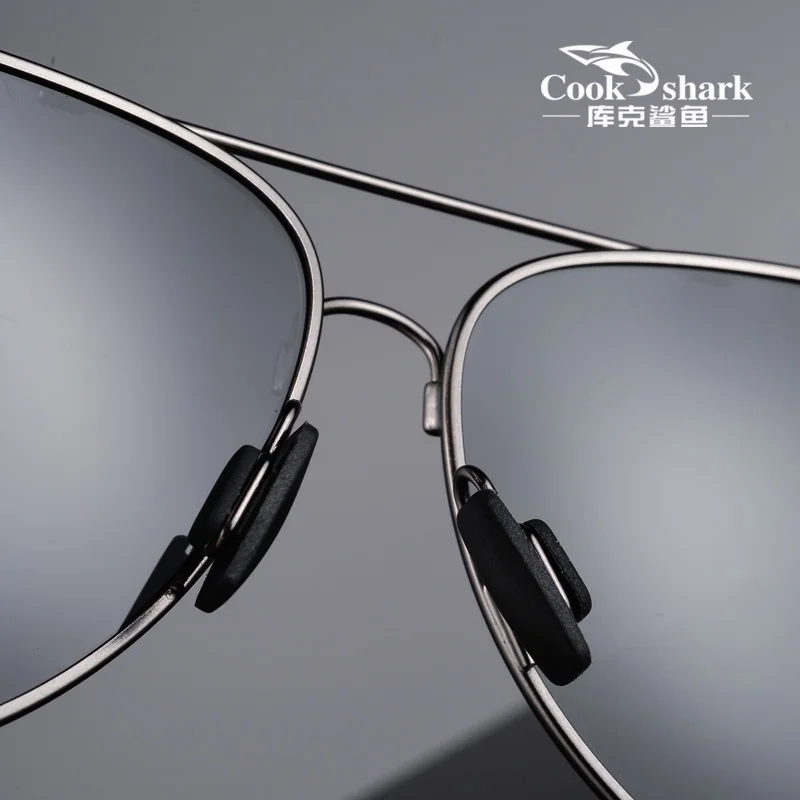Cook Shark A620 Pilot Photochromic Polarized Alloy Sunglasses
