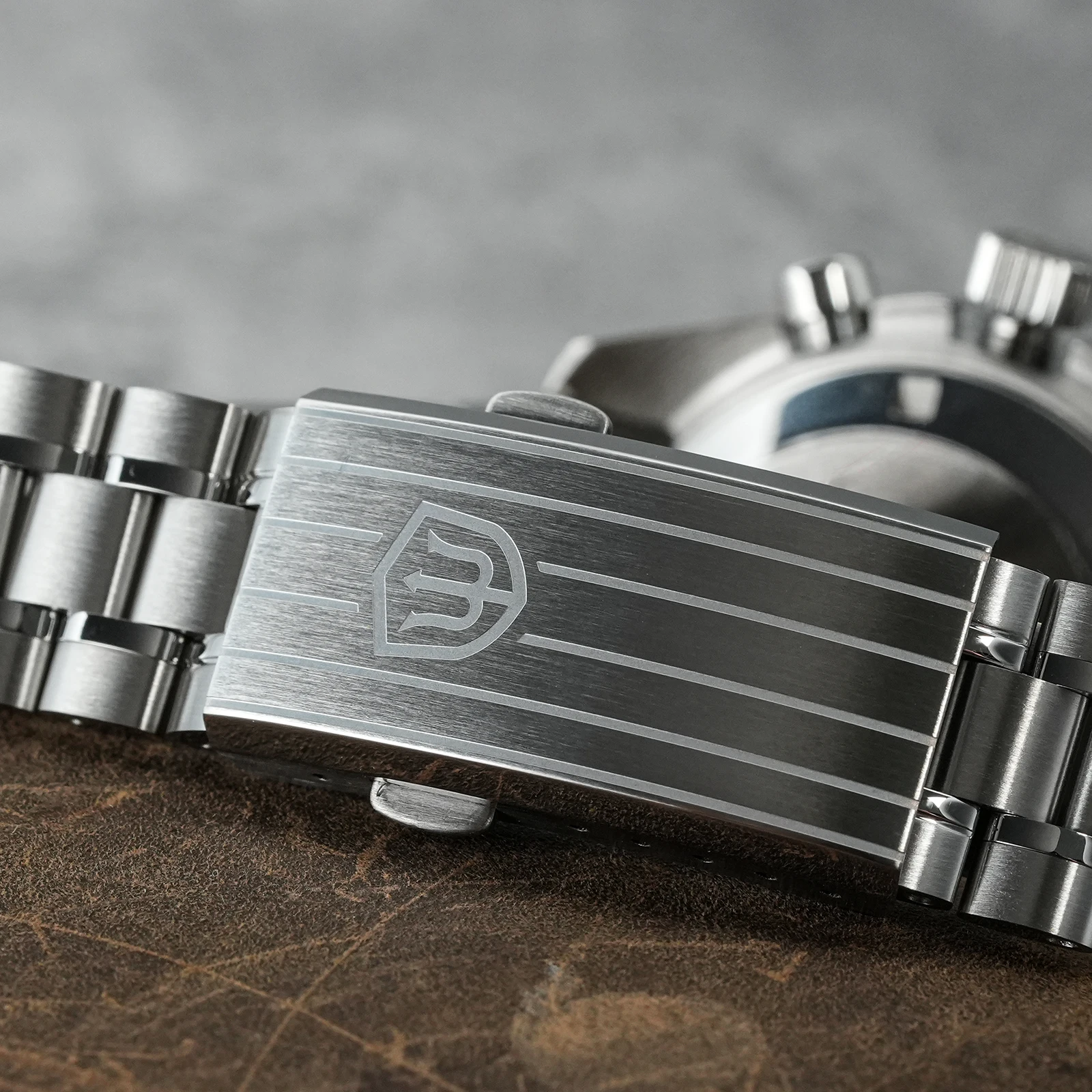 Watchdives WD1863 Quartz Watch VK63 Chronograph Movement Bubble Sapphire Crystal 10Bar Waterproof Luminous 39mm Vintage Watches