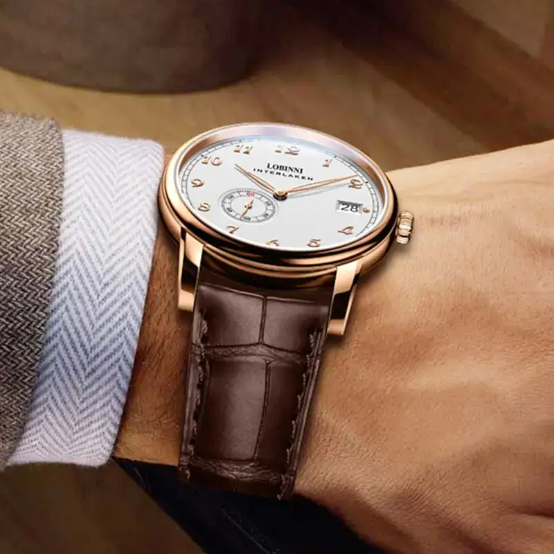 Luxury men's leather strap watch with rose gold case and white dial, stylish and functional.