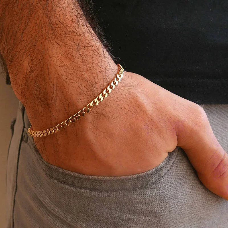 Gold link chain bracelet, men's jewelry, stylish gold bracelet accessory.