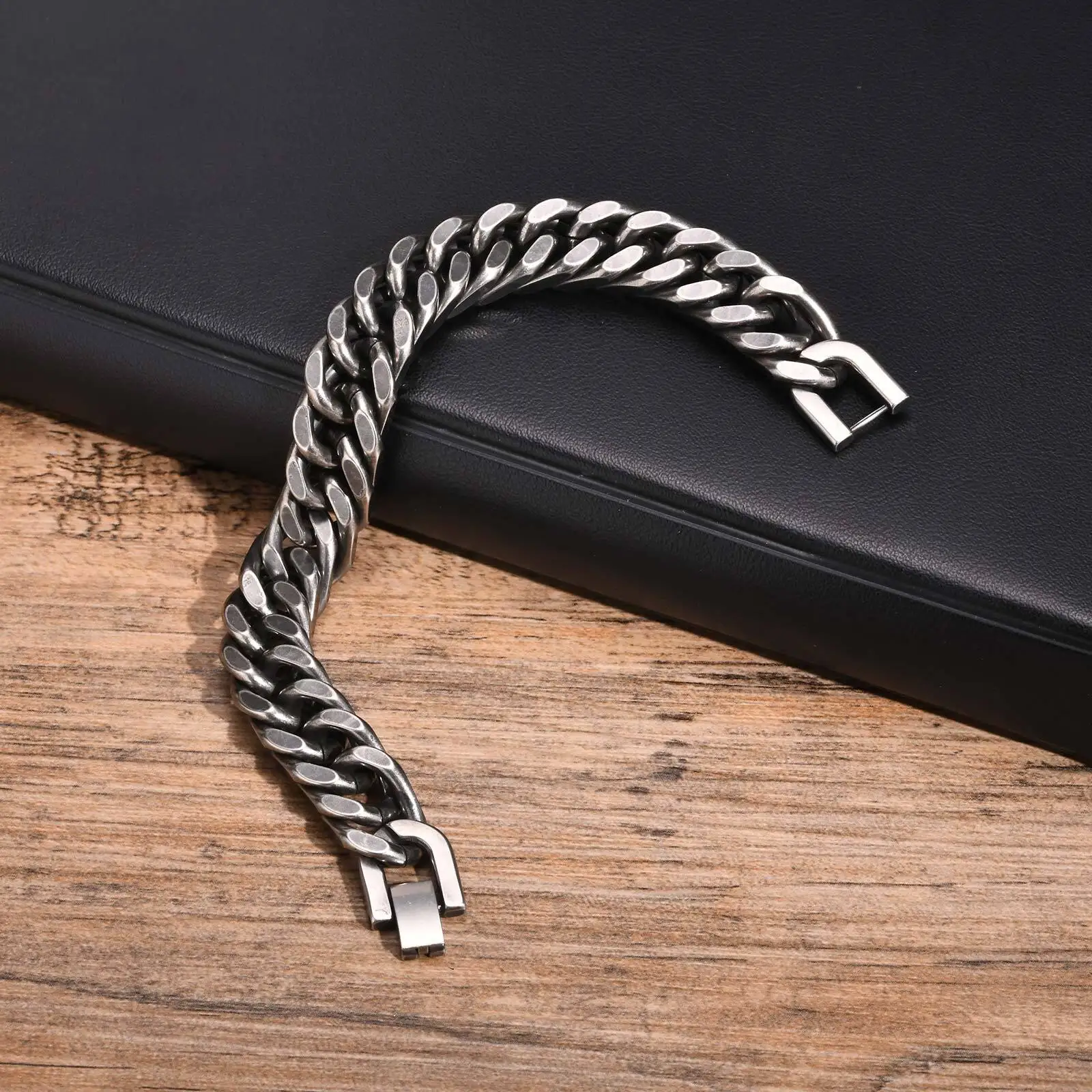 Stainless steel chunky chain bracelet, men’s jewelry accessory.