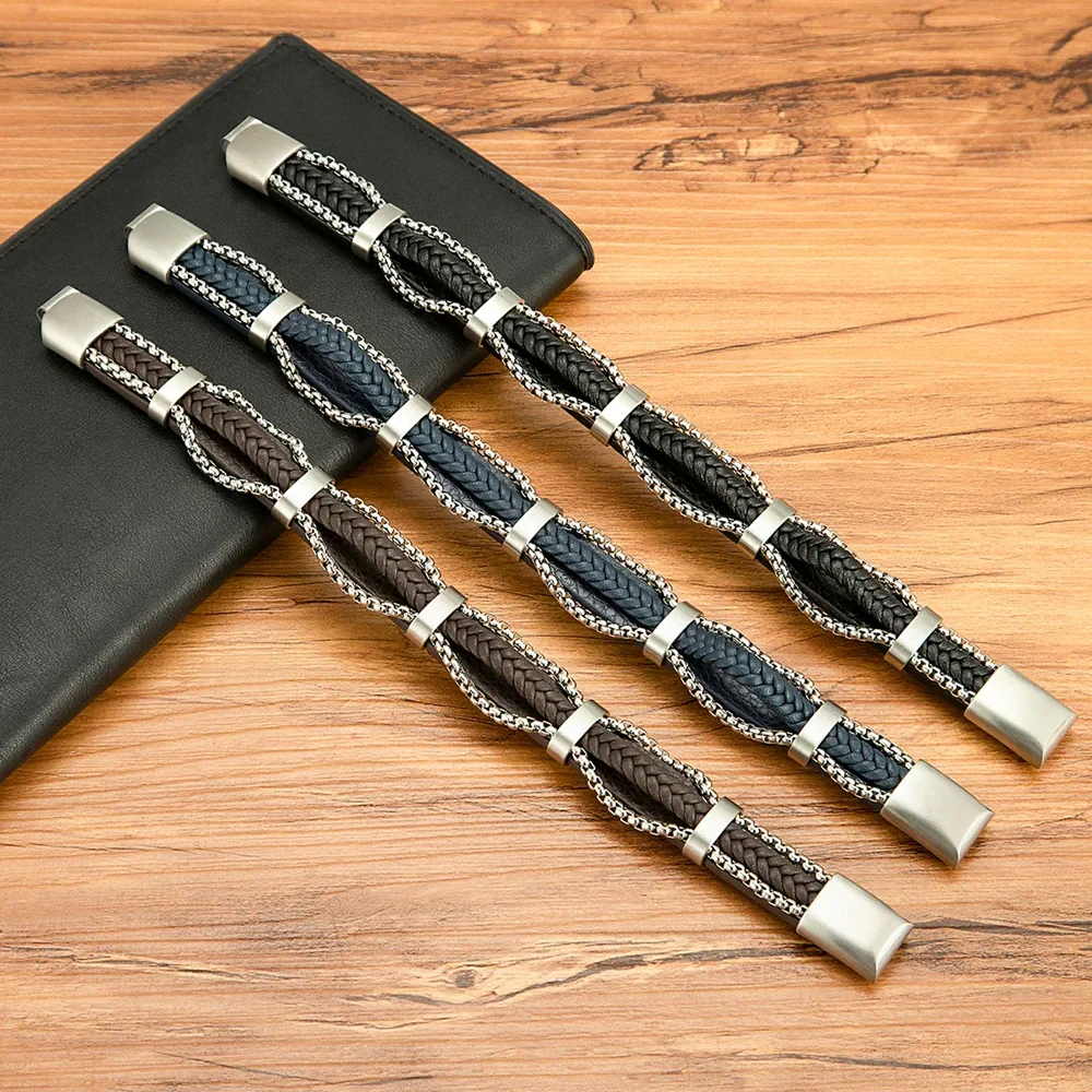 Stylish men's leather chain necklaces with stainless steel accents for a bold look. Perfect for fashion-forward accessories.