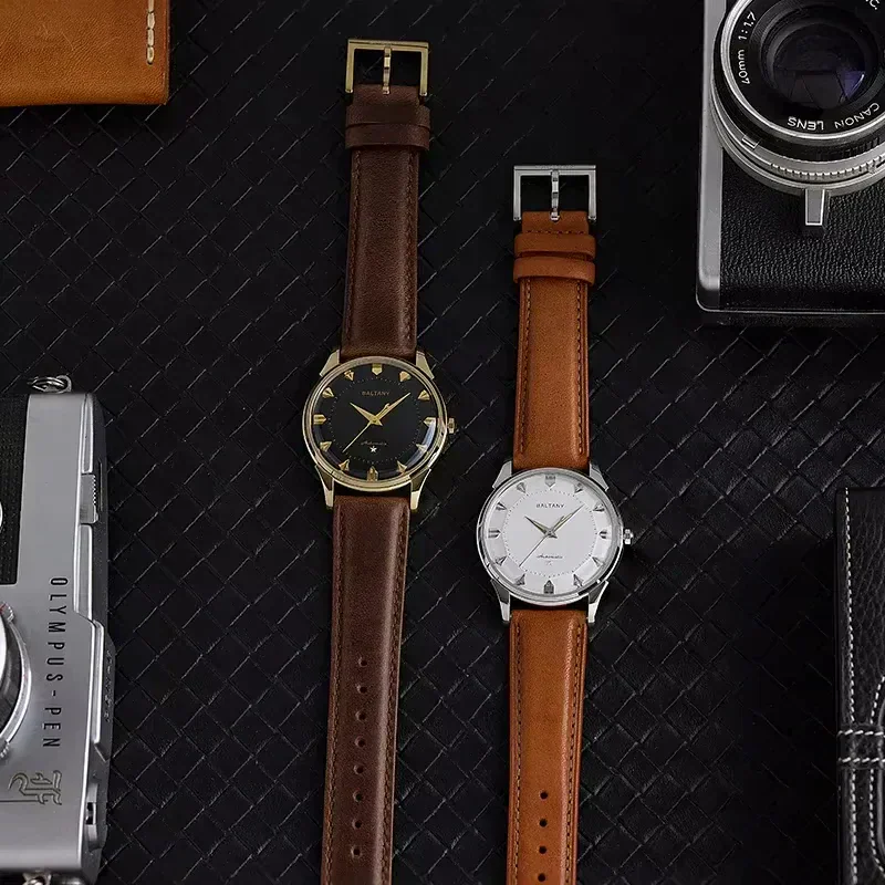 High-quality leather strap watches for men and women, stylish and durable, perfect for everyday or formal wear.